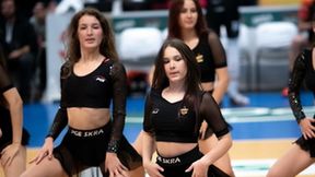 Występ Cheerleaders Bełchatów podczas meczu PGE Skra Bełchatów - BBTS Bielsko-Biała (galeria)