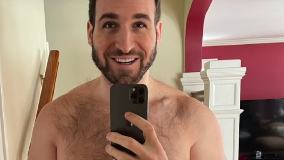 Joe zapewnia, że schudł dzięki piciu szejka. 