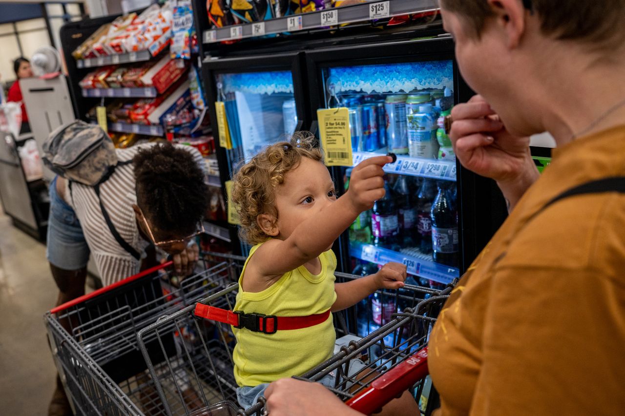 Inflacja rozpędza się przed lipcowym skokiem, ale najczarniejszy scenariusz mniej prawdopodobny