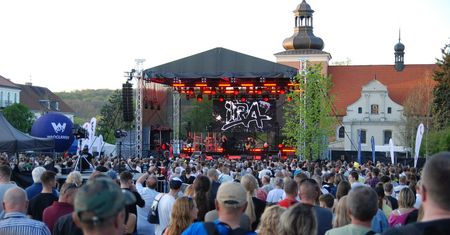 Happysad, Strachy na Lachy i prezentacja Anwilu. W sobotę duży koncert na Starym Rynku