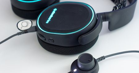 SteelSeries Arctis 5, w końcu słuchawki dla graczy, w których muzyka brzmi dobrze!