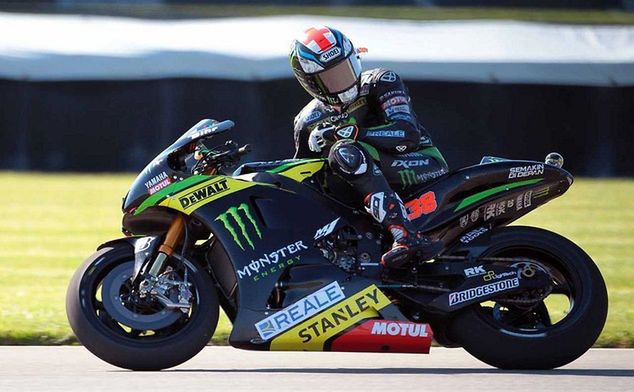 Bradley Smith pozostaje bez umowy na sezon 2016