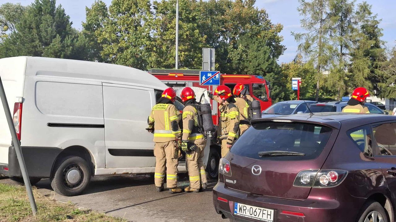 Radom: Pożar busa na ulicy Wyścigowej. Paliła się komora silnika