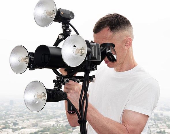 4 lampy reporterskie zamiast pierścieniowej. Świetny pomysł na zdjęcia beauty 2