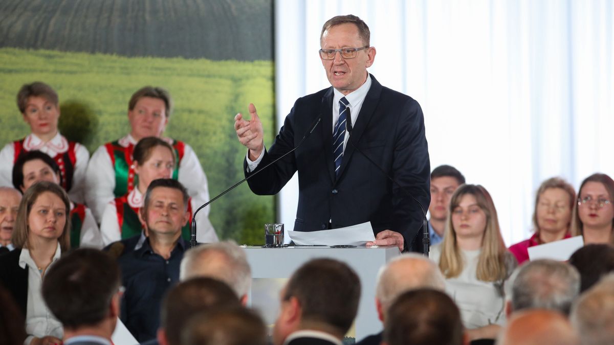 Minister rolnictwa mówił o skupach z dopłatami. Ma to pomóc rolnikom opróżnić magazyny