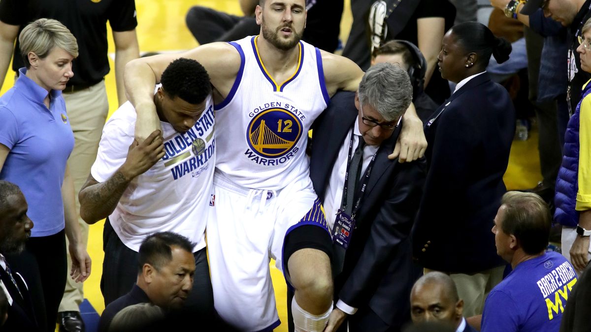 Zdjęcie okładkowe artykułu: AFP / Na zdjęciu: Andrew Bogut