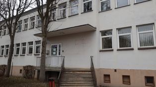 Legnica: Miasto planuje sprzedaż budynku po OGM 2 przy Rzeczypospolitej