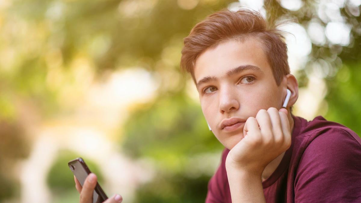 Coraz więcej młodych cierpi na nomofobię