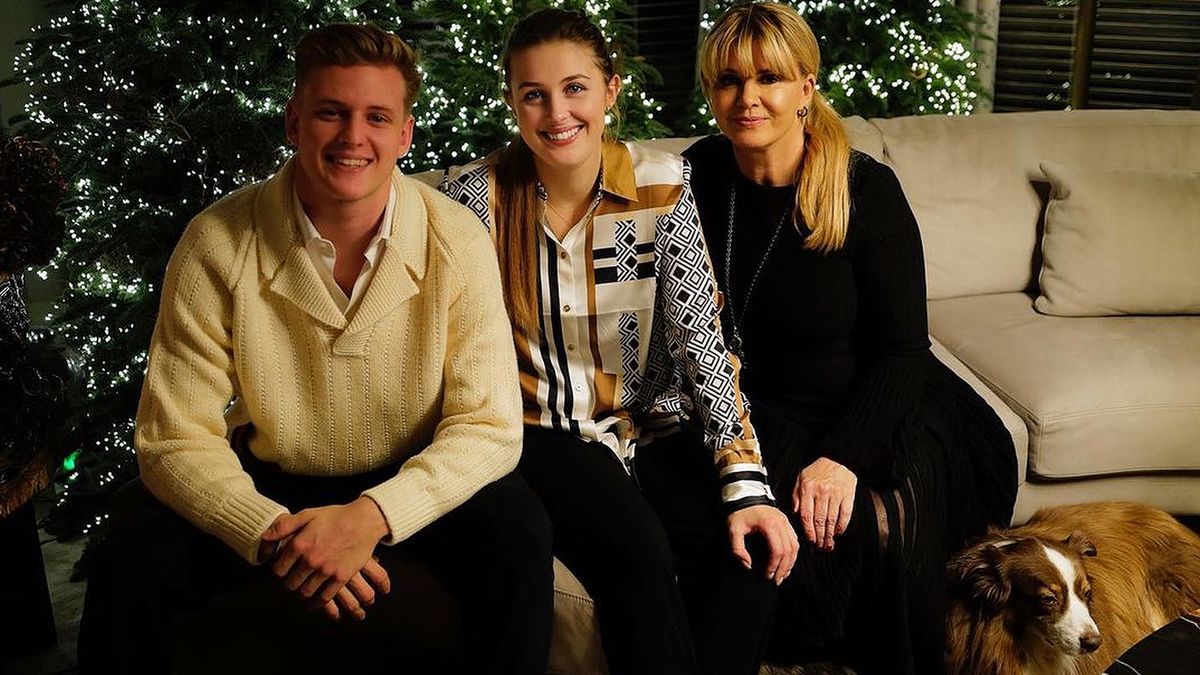 od lewej Mick Schumacher, Gina Schumacher, Corinna Schumacher