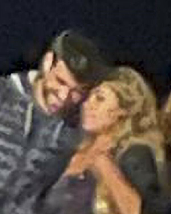 Gerard Pique OBŚCISKUJE się z 23-letnią "następczynią" Shakiry na festiwalu