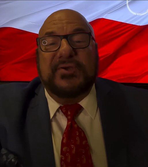 Piotr Gąsowski sparodiował debatę przedwyborczą