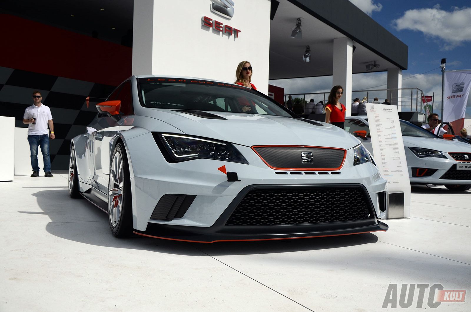 33. GTI Treffen am Wörthersee - Seat Leon Cupra Racer [galeria] 3
