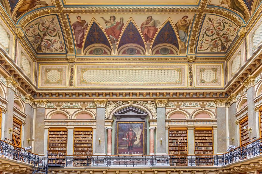 Zobacz najpiękniejsze biblioteki całego świata w jednym projekcie 10