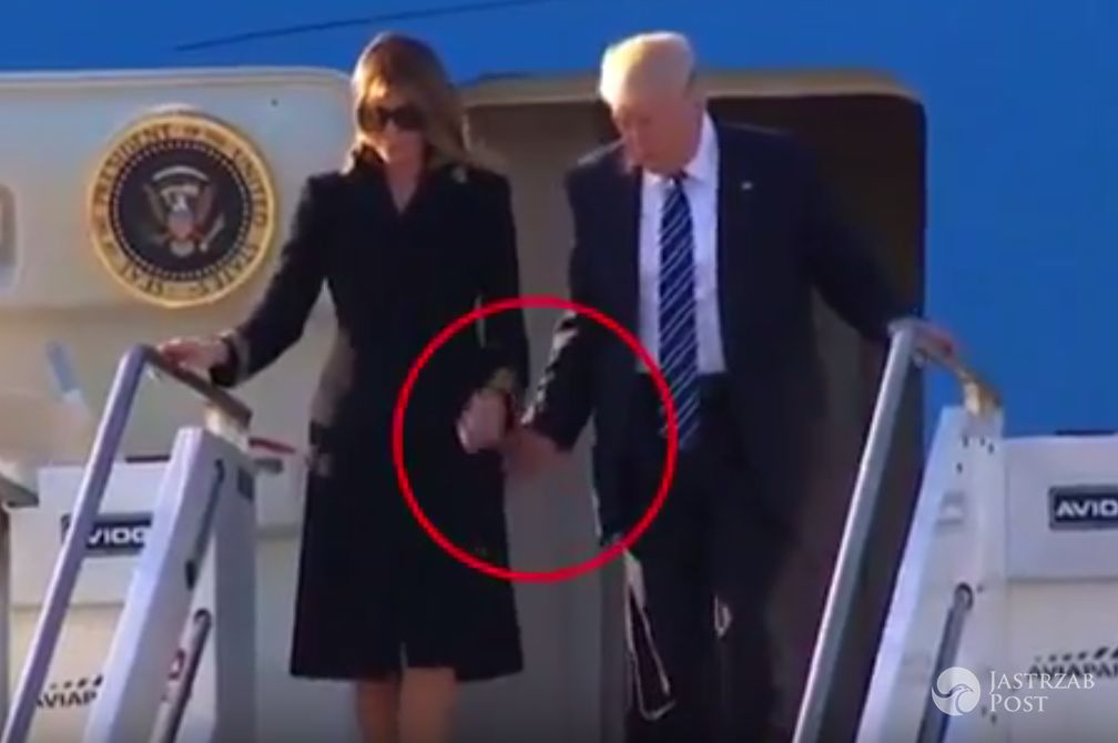 Melania Trump odtrąciła rękę Donalda