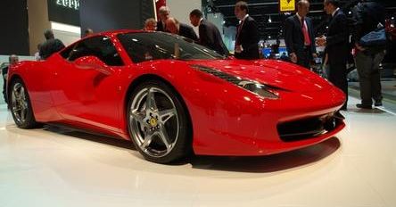 Pierwsze takie Ferrari rozbite w Polsce