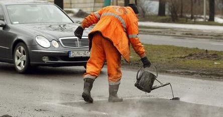 Sposób na dziury w drogach
