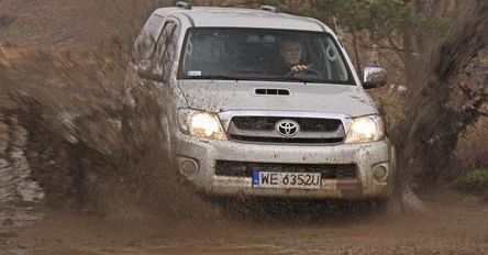 TEST: Toyota HiLux 3.0 D4-D - niezniszczalna