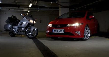 Dwa Światy Hondy: Samochód czy motocykl?