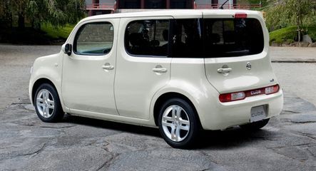 Nissan Cube: Awangardowe Pudełko