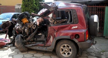 Tragedia w ulewnym deszczu - wjechał pod tira