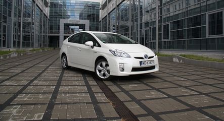 TEST: Toyota Prius - Samochód prawie elektryczny