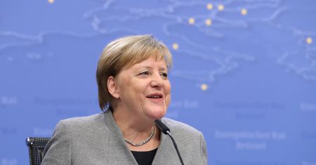 Angela Merkel musiała zmienić auto. SOP: Zachowano wszelkie procedury