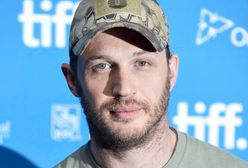 Tom Hardy próbuje śpiewać jak Elton John