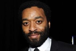 Chiwetel Ejiofor wrogiem Bonda