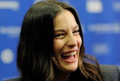 Liv Tyler tylko z kobietami