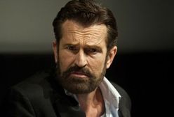 Rupert Everett przeciwny rodzicom-gejom