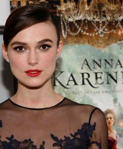 Keira Knightley pokazuje biust