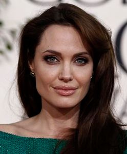 Angelina bierze przykład z mamy