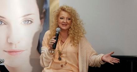 „Nowy rok”, nowe możliwości i nowy cykl konferencji Sukces Pisany Szminką