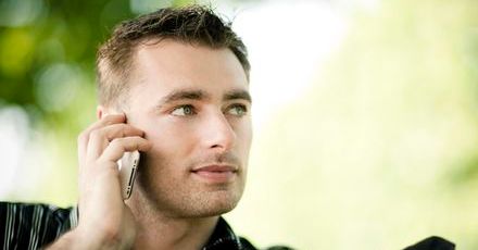 Telefon komórkowy źle wpływa na męską płodność