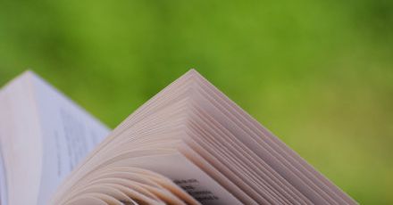 Książka papierowa czy elektroniczna?