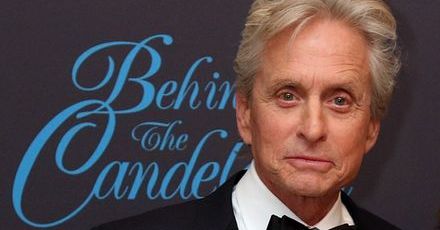 Michael Douglas w ciuchach z filmów