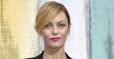 Vanessa Paradis gratuluje Johnny'emu Deppowi