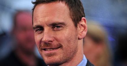 Michael Fassbender widzi światło między oceanami