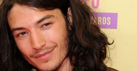 "The Flash": Ezra Miller gwiazdą kinowej wersji