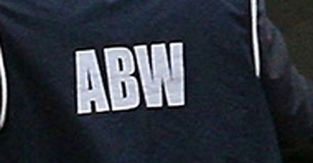 ABW: korupcyjne zarzuty dla ministerialnych urzędników