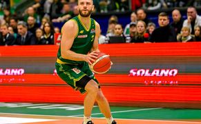 Polsat Sport 3 Koszykówka mężczyzn: Superpuchar Polski - mecz półfinałowy: Dziki Warszawa - Zastal Zielona Góra