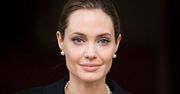 Angelina Jolie poddała się operacji amputowania obu piersi