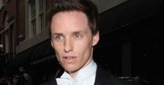 Eddie Redmayne jako Stephen Hawking szaleje na rowerze