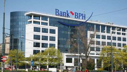 Bank BPH może zwolnić do 580 pracowników