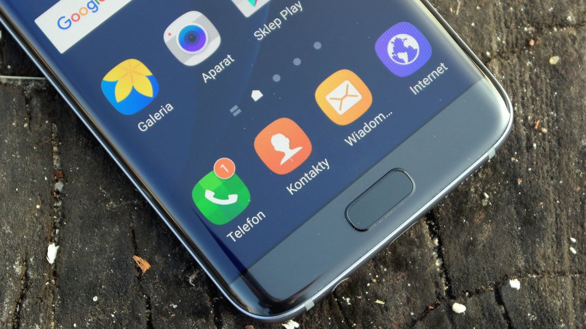Koniec wsparcia dla Samsunga Galaxy S7 dopiero po 4 latach. Konkurencjo, patrz i się ucz 1