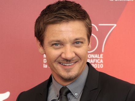 Jeremy Renner wywróci życie do góry nogami