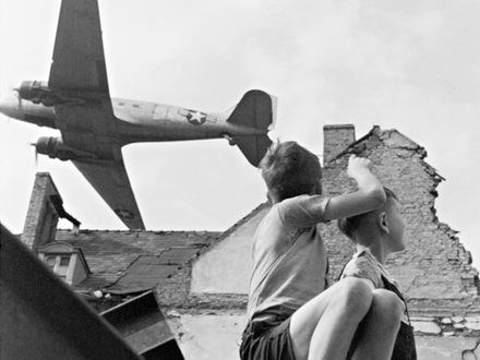 Kto sieje wiatr, ten zbiera burze. Berlin 1945