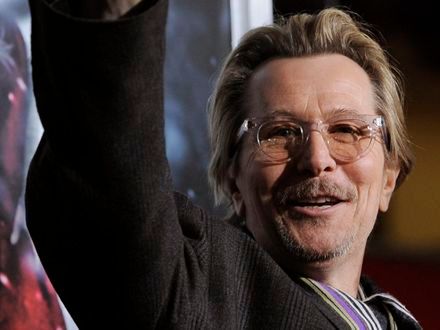 Jak wychowuje Gary Oldman?