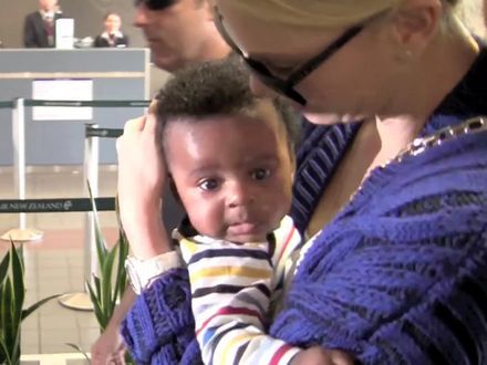 Charlize Theron chwali się synkiem