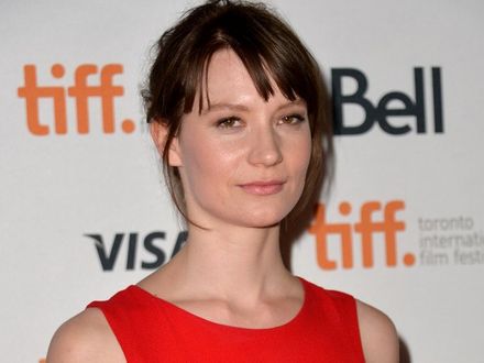 Mia Wasikowska królową pustyni